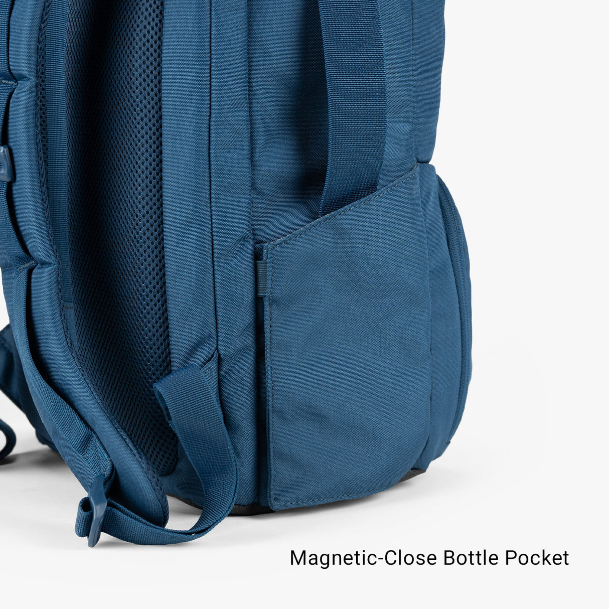 Expedition Diaper Bag Expedition Diaper bag Magnetic Bottle Pocket Closed Horizon Blue